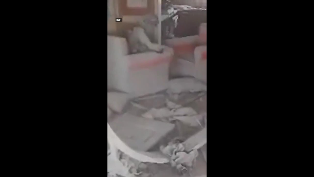 Final moments of Hamas leader caught on camera