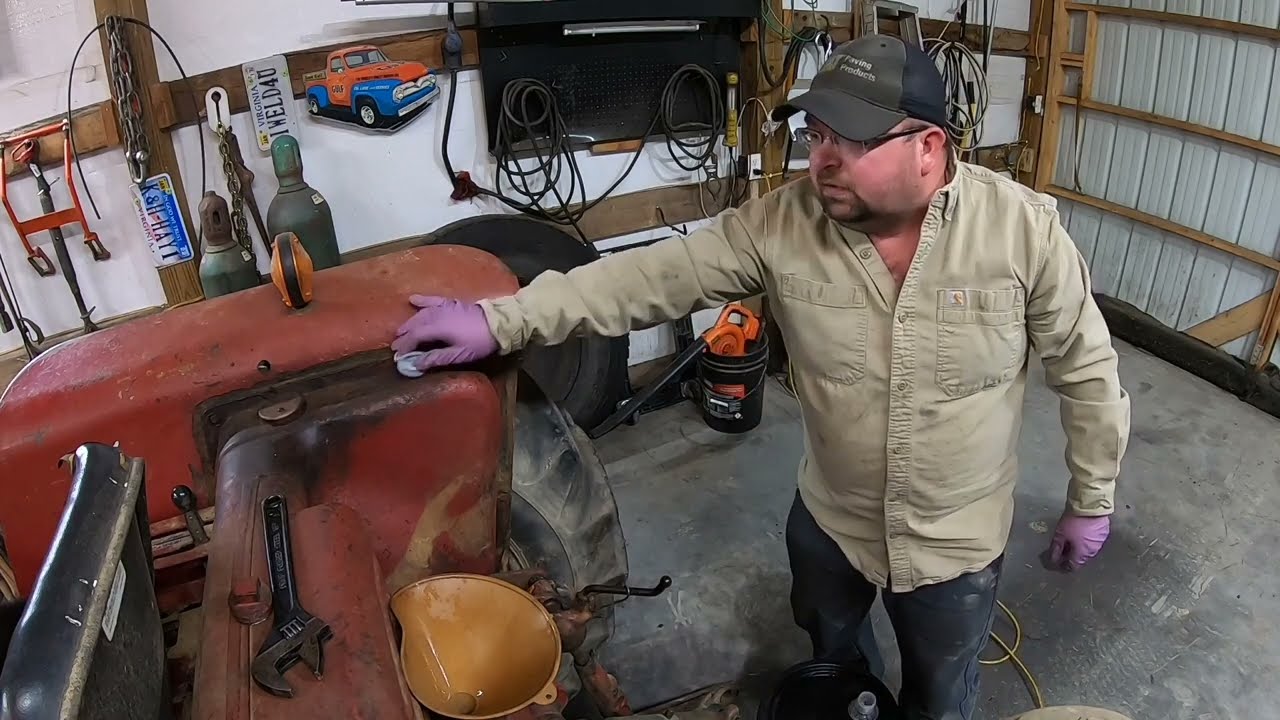 More Service Work on the International 464 tractor!