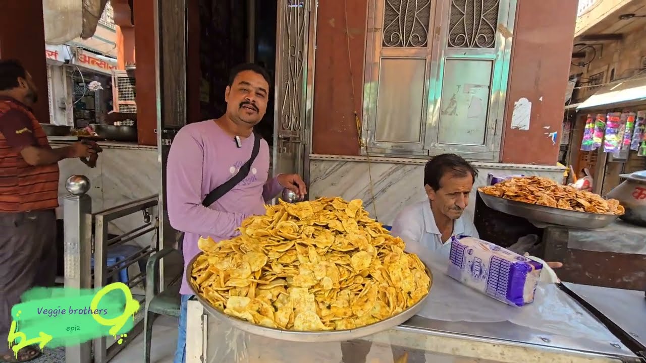Jodhpur's Famous Pyaj Kachori, Lahsun Ke Kofte, & Motu Jalebi Wala