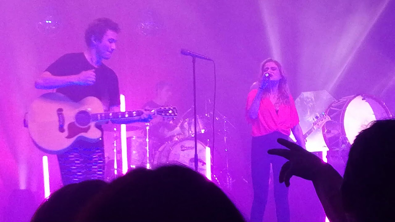 Borrow . David Fonseca e Sofia Lisboa