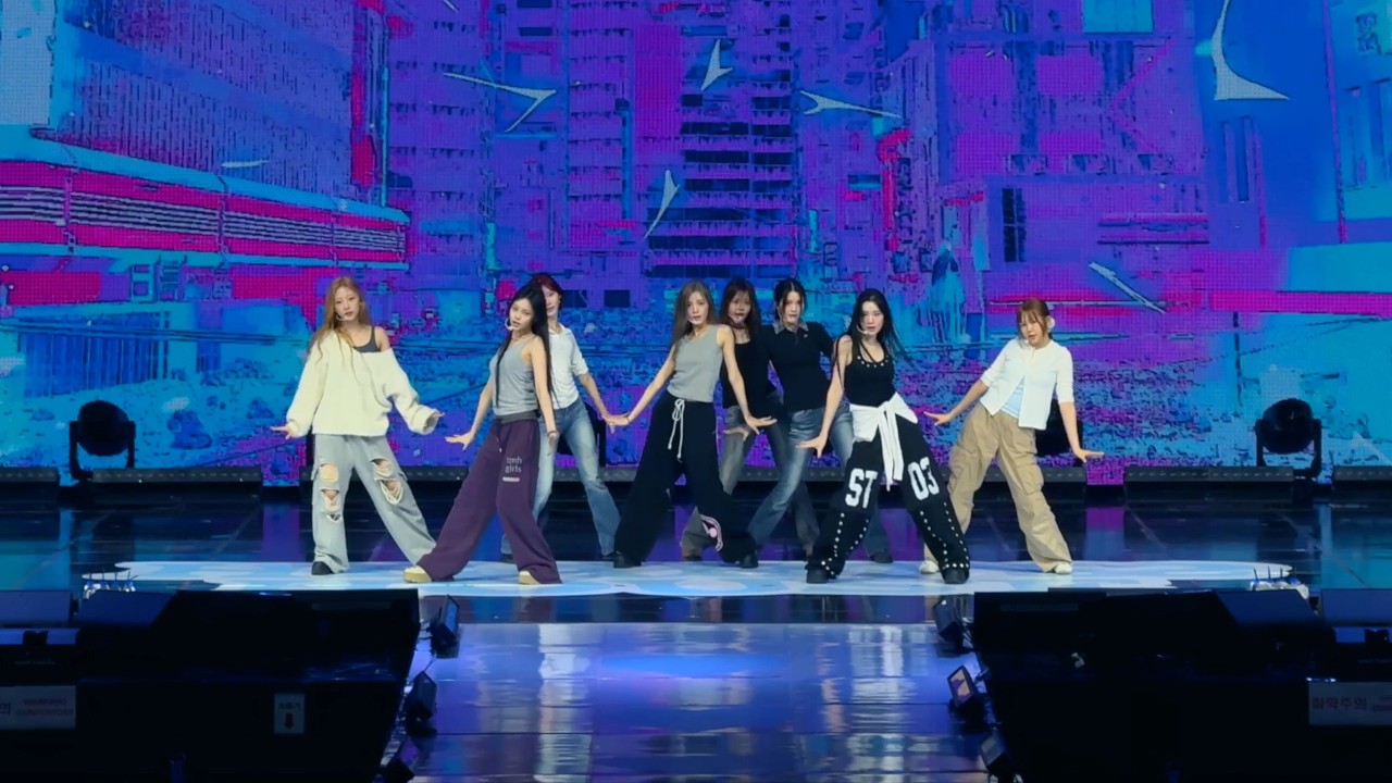 Hearts2Hearts 하츠투하츠 'Electric Shock' Stage Rehearsal (Original Song by f(x))