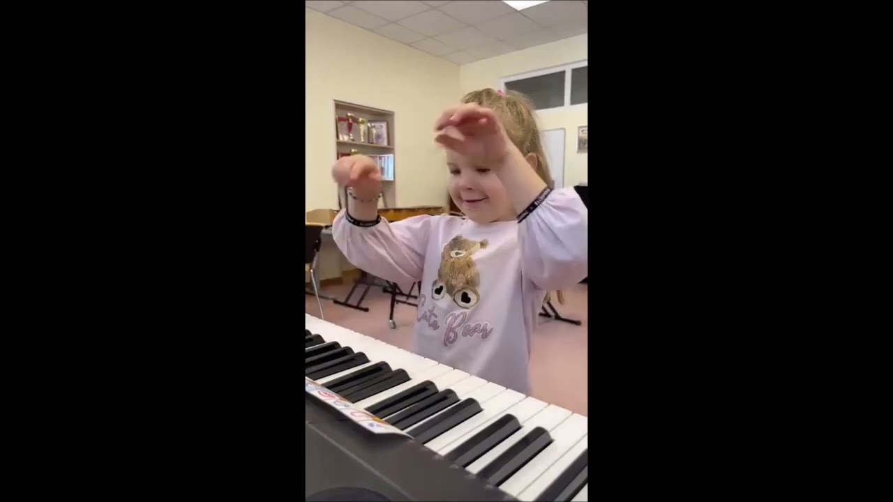 Как Soft Mozart учит дошкольников играть на фортепиано