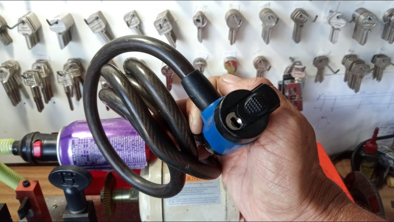Como abrir cadeado de moto 