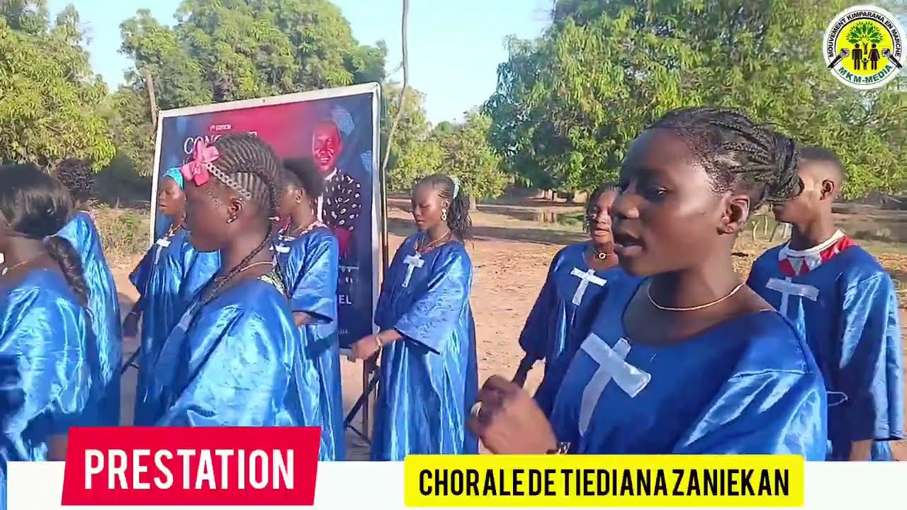 La chorale de Tiediana Zaniekan (District de Kimparana )