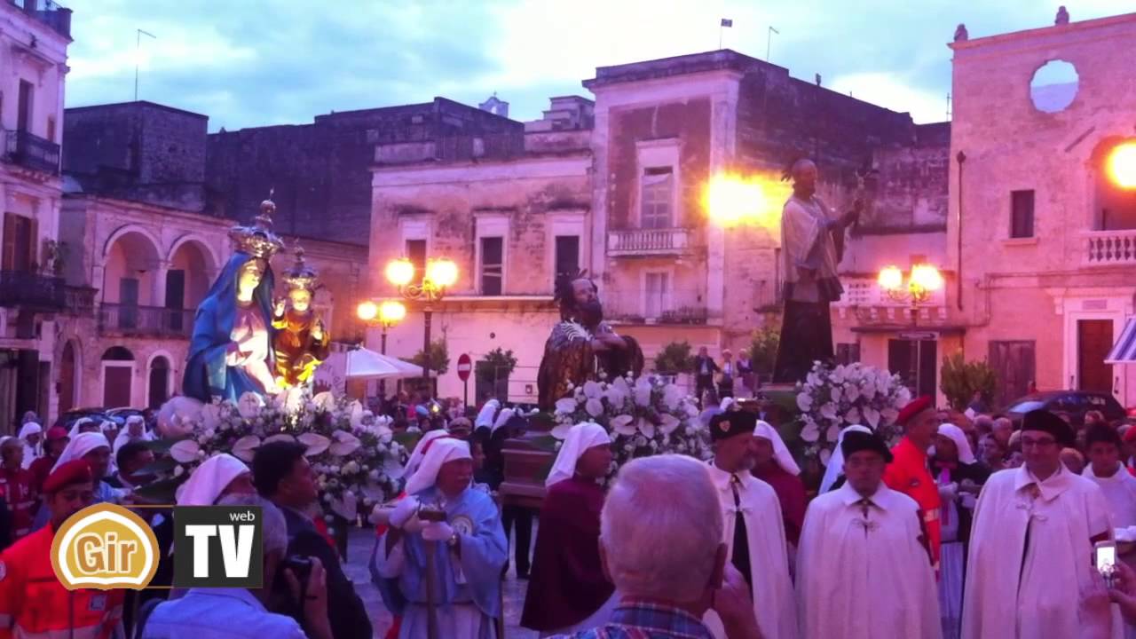I tre Santi Patroni in processione a Grottaglie  Grande festa per San Francesco de Geronimo