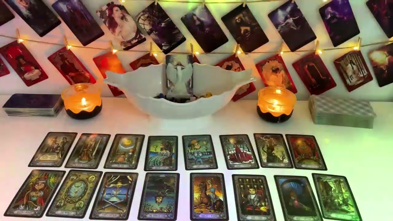 CAPRICORN   - OBSESSING OVER YOUR FACE... CAPRICORN  LOVE TAROT READING