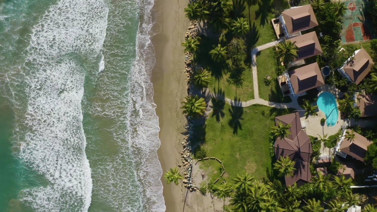 Las Canas Beach Retreat