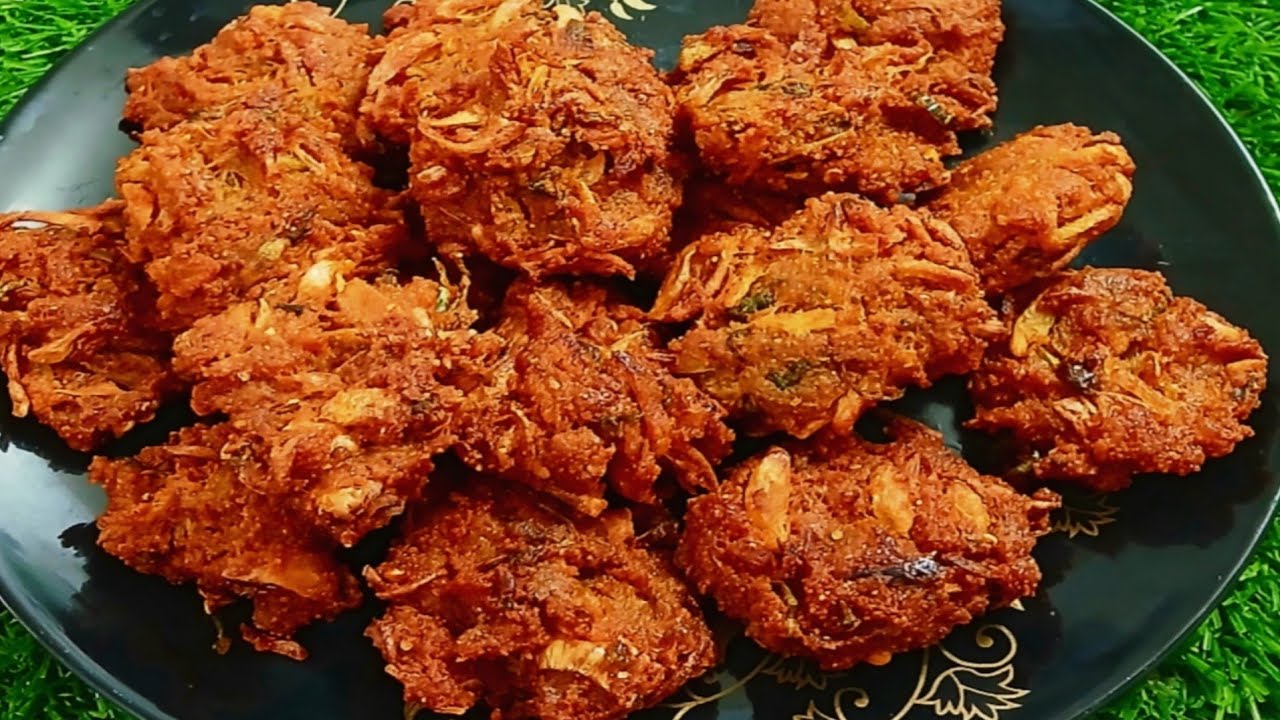 ফুটন্ত পানির মধ্যে মাছের ডিম দিয়ে বানিয়ে নিন ইফতার স্পেশাল মুচমুচে মুখরোচক ভীষণ টেস্টি রেসিপি |