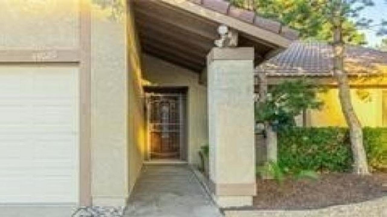 44026 Fine, Lancaster, CA Presented by Jacquie Palmatier.