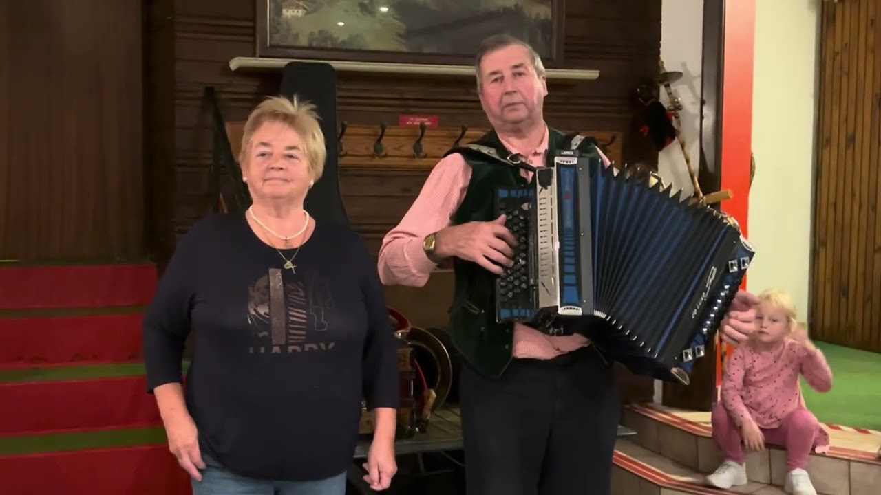 Sänger   u .  Musikantenstammtisch   beim  BS  Steinriegelkeller  18.10.2025  —  Teil. 2