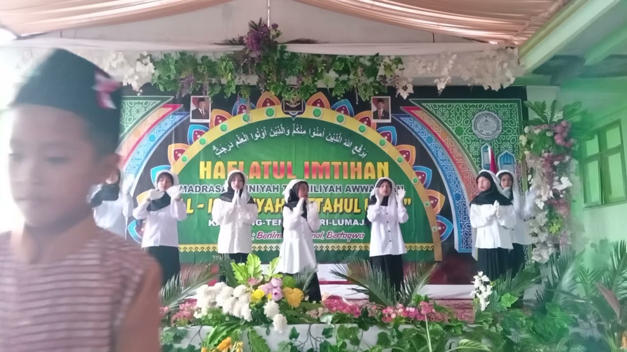 Tarian Kelas 2 Putri