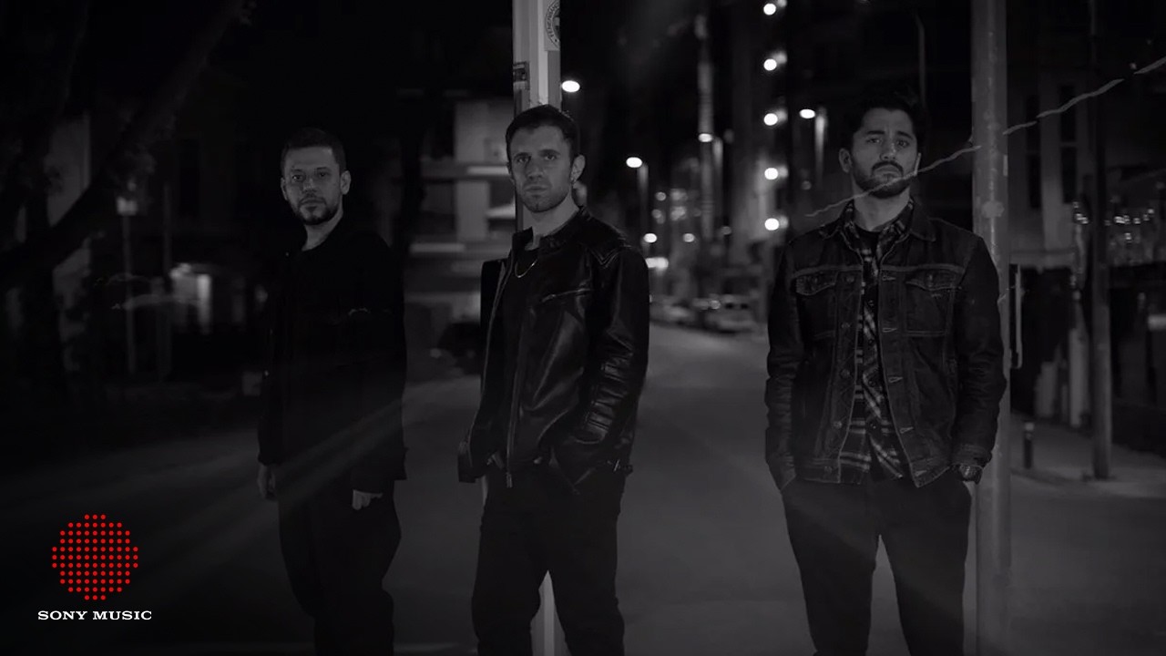 Adamlar - Küçüğüm