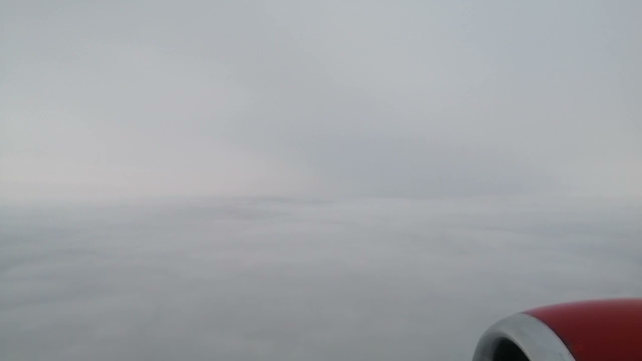 Jet2   G-JZHO BOEING 737-8MG  Landing at Stansted Runway 04 Very Low Cloud