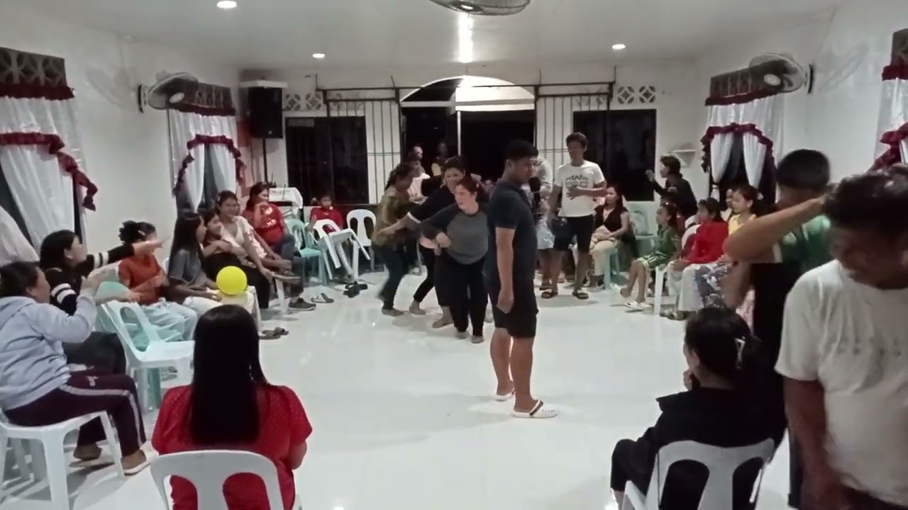 Balloons sa likod | games