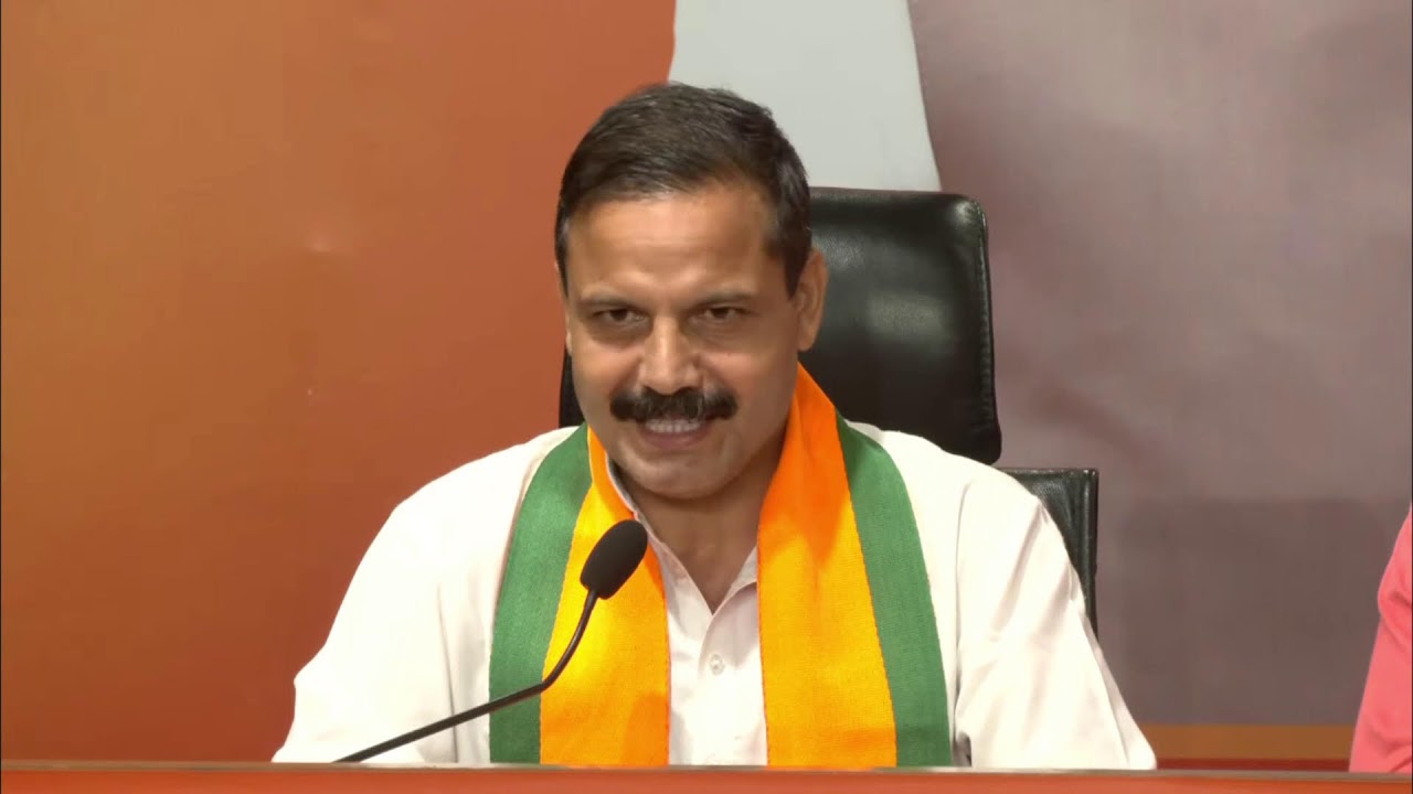 Shri Balwant Singh Mankotia joins BJP in presence of senior party leaders at party headquarters