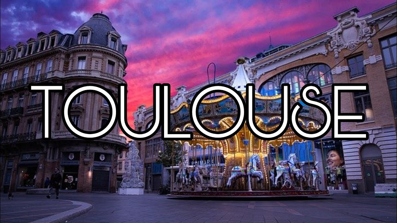 Silent Night (French Version) - Toulouse, Christmas Market, France Walking Tour
