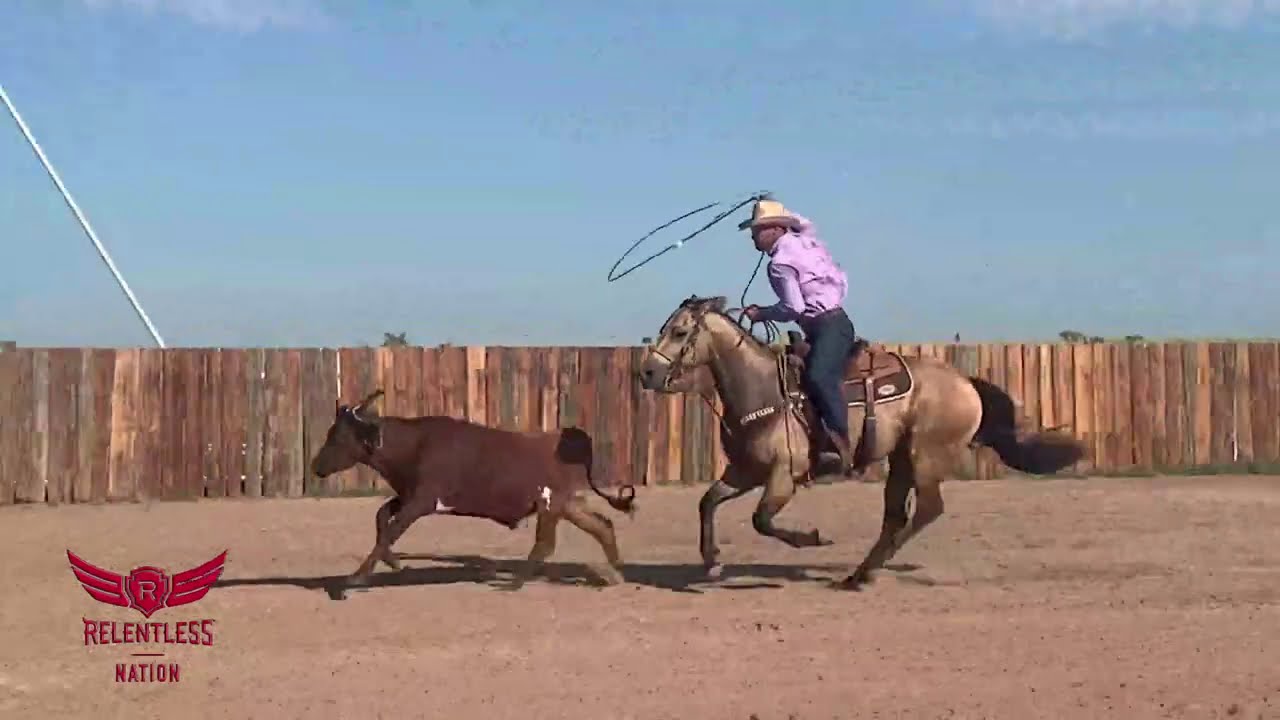 Тревор Бразил и Майлз Бейкер Хил на Dagger