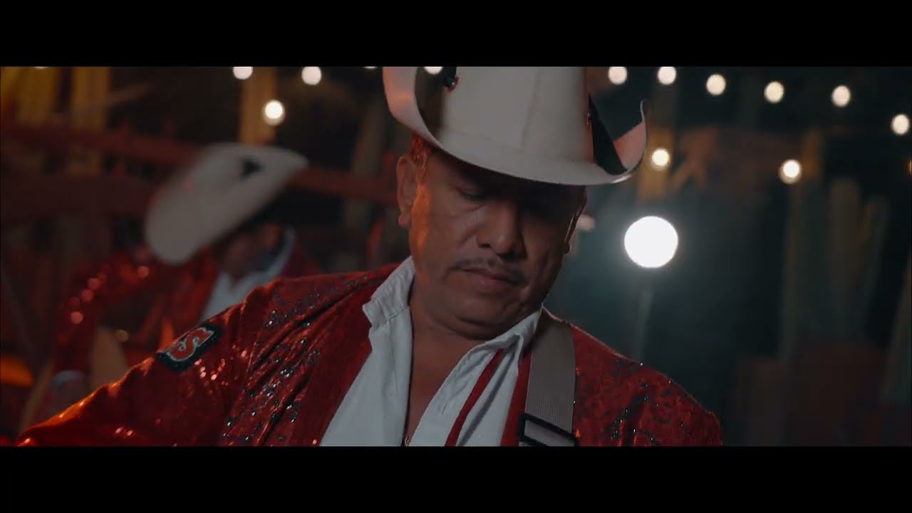 Los Armadillos De La Sierra - Pal Perro Que Se Anime (Video Oficial)