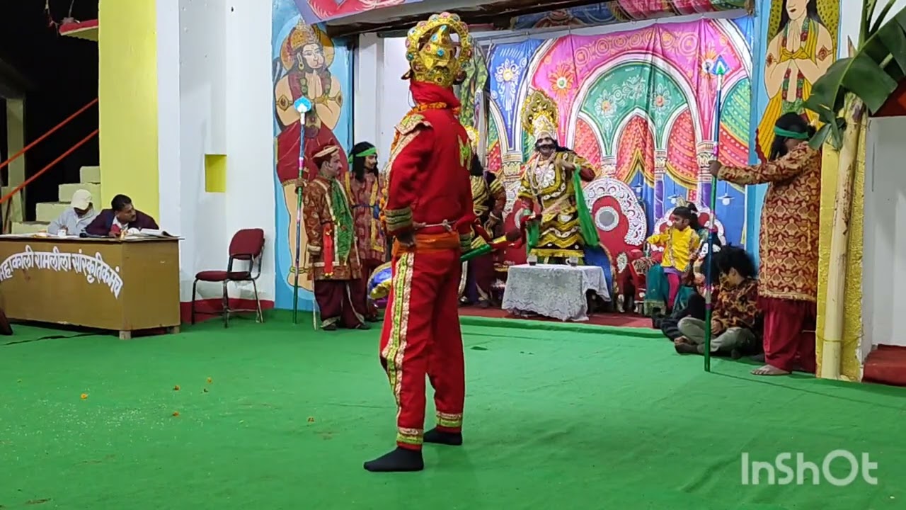 अंगद रवण संवाद  जनता का भरपूर मनोरंजन।