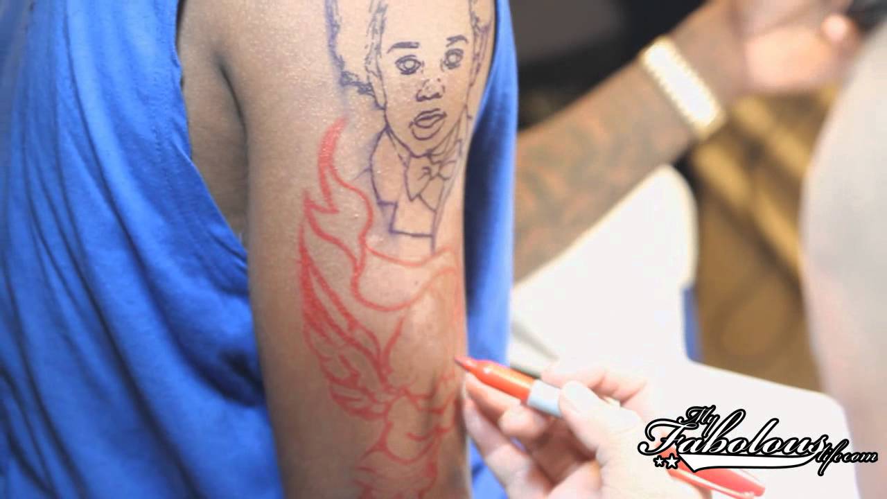 Fabolous Gets A Tattoo Of His Son By Mister Cartoon