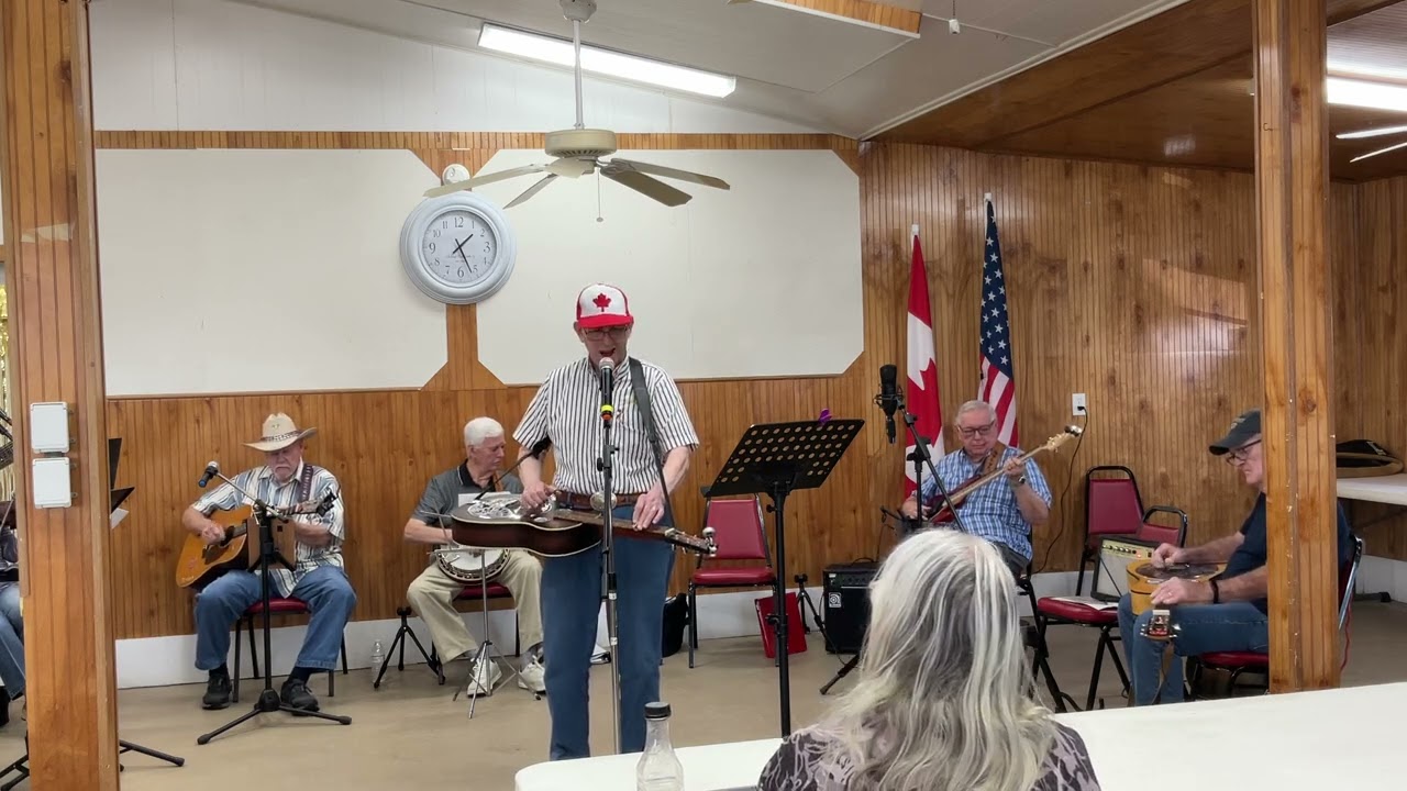 Bob singing at Hal and Friends, This Little Light Of Mine