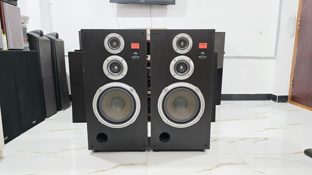VICTOR (JVC) 10inch 3way Vintage Speaker JS-303/For Sale/Infinity Audio/Contact 94433 70602 