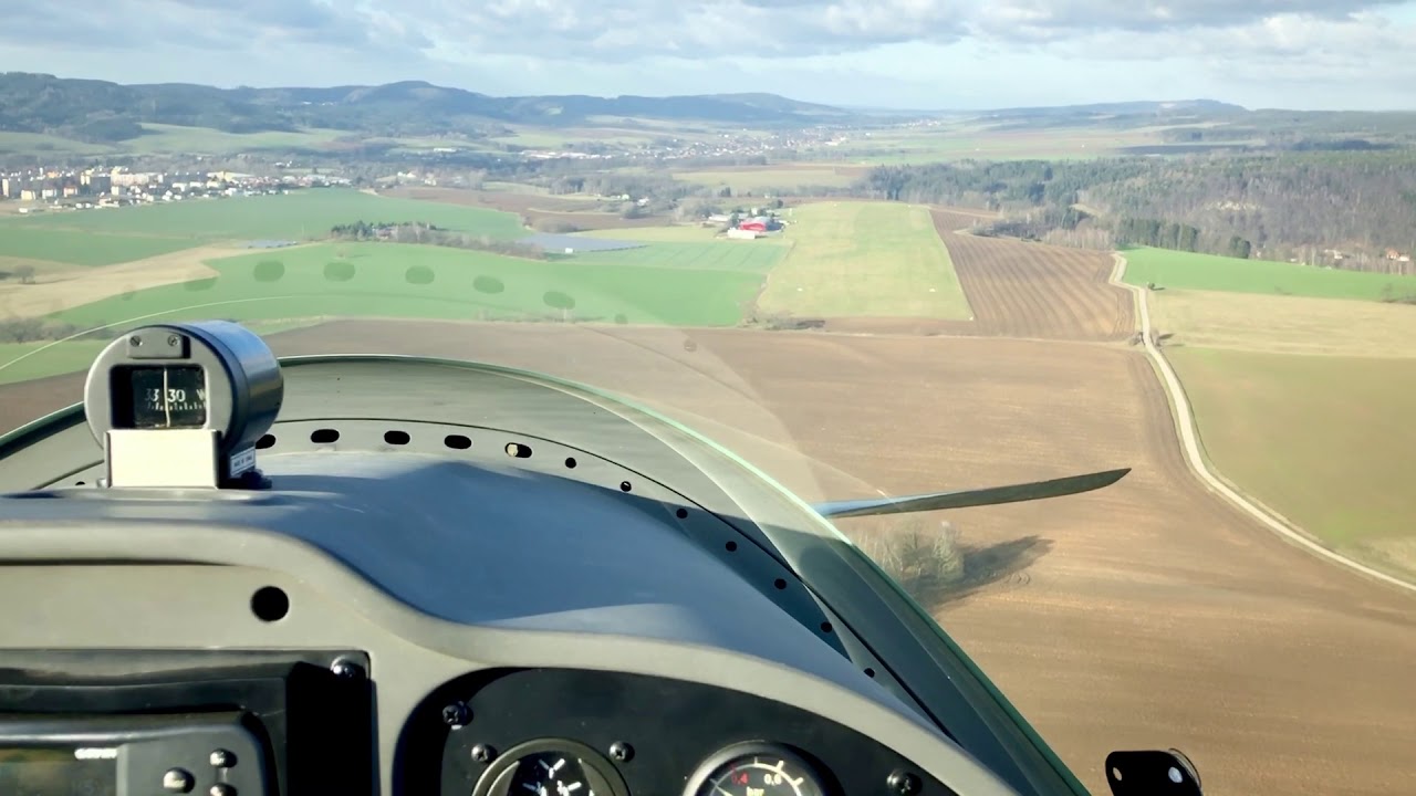 Phoenix Air Landing - LKUO - Martin and Carl