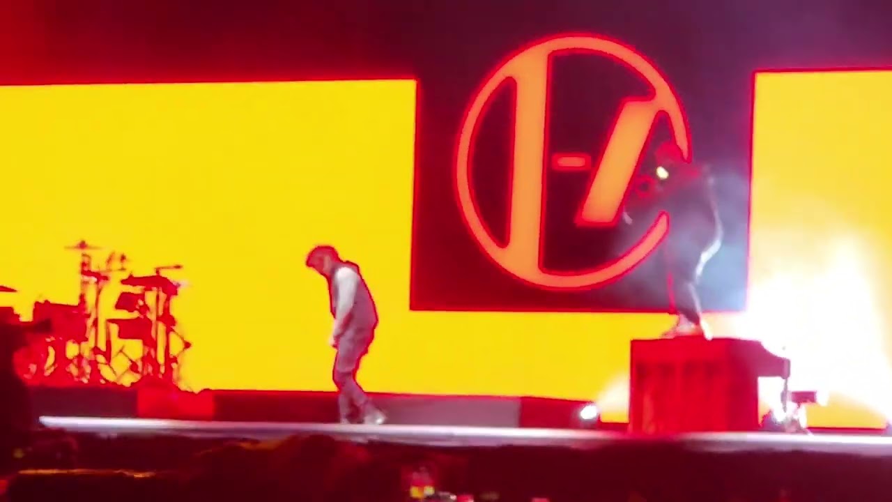 Twenty One Pilots - Holding on to You/Vignette (Estadio GNP 20-Feb-2025)