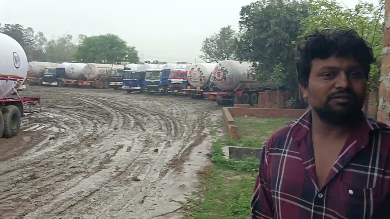 Unnao parking