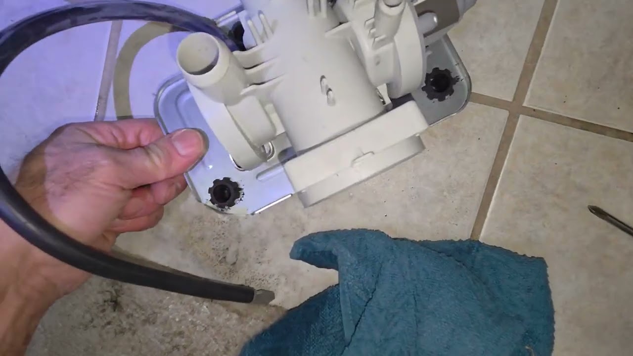 Replacing LG Washing Machine Drain Pump......only 3 years old!