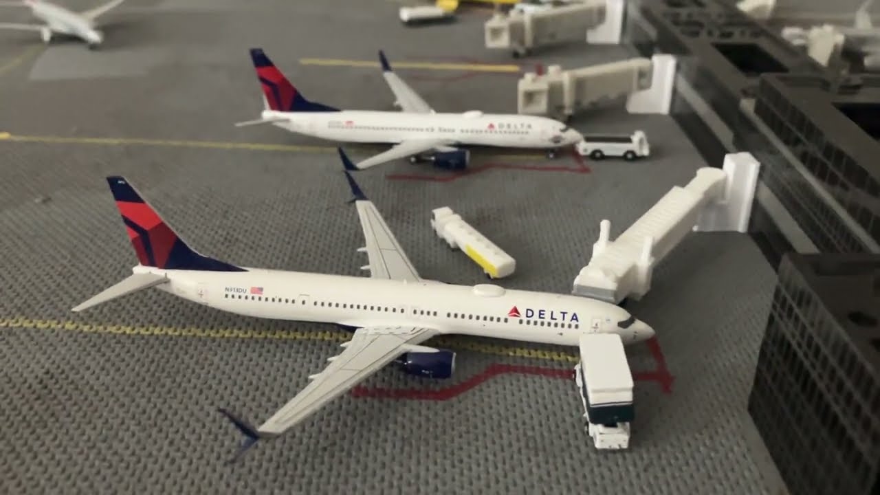 Delta 737, and Breeze Inaugural's: Gemini jets model airport update: Pensacola International Airport