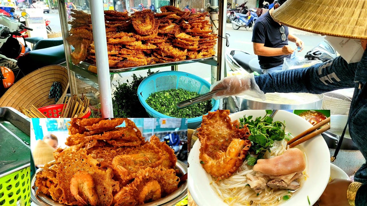 Thưởng Thức Tô Bún Mì Vàng Giò Heo Bánh Tôm Chiên 30k Cực Ngon Trên Vỉa Hè Sài Gòn.