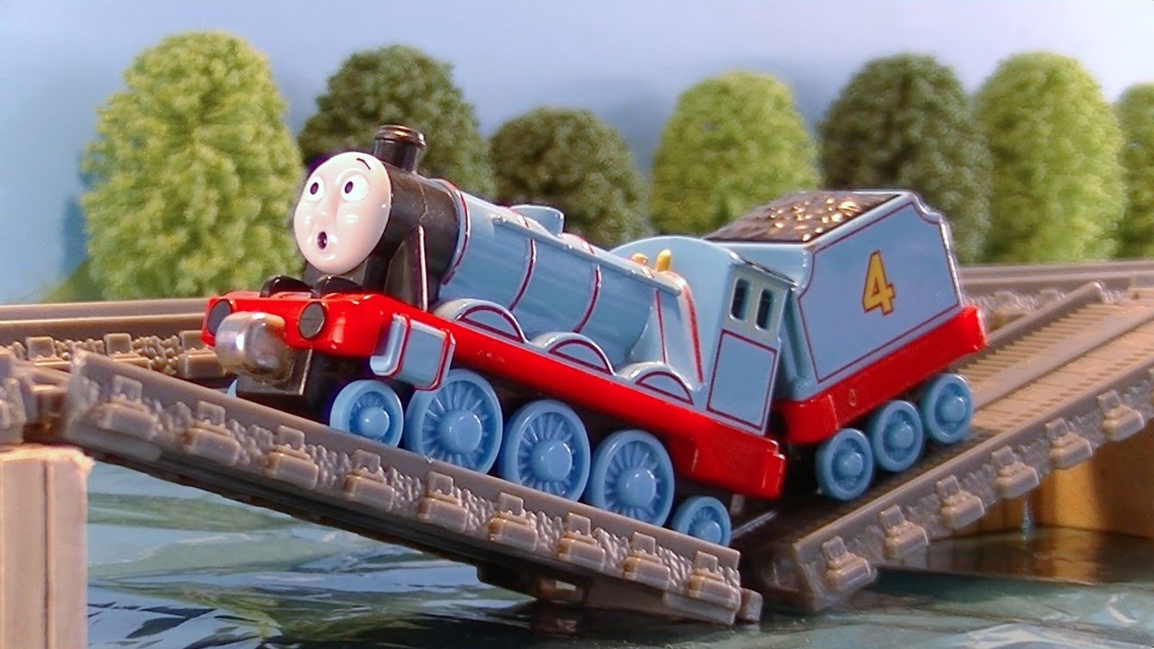 Never Never Never Give Up - Thomas and Friends (Distorted Audio - Copyright)
