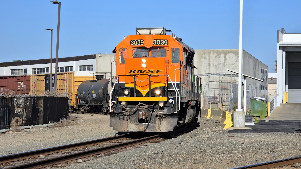 [HD] Los Angeles Junction Railway Y-VRN2281 Commerce Job in Commerce, CA