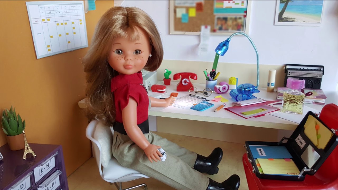 Nancy en la oficina