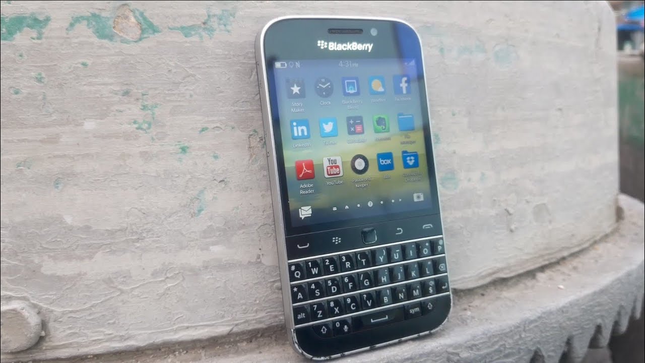 How you should use Blackberry Classic | 2025 Blackberry