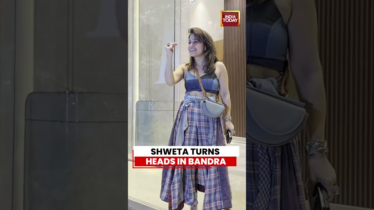 Shweta Tripathi Makes Public Appearance in Mumbai&rsquo;s Bandra #shwetatripathisharma #bollywood