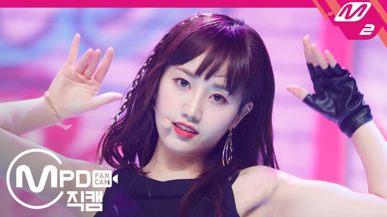 [MPD직캠] 체리블렛 해윤 직캠 4K ‘무릎을 탁 치고 (Hands Up)’ (Cherry Bullet HAE YOON FanCam) | @MCOUNTDOWN_2020.2.13