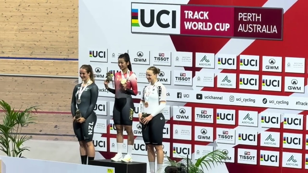 UCI WC 26 medal ceremony Women’s sprint