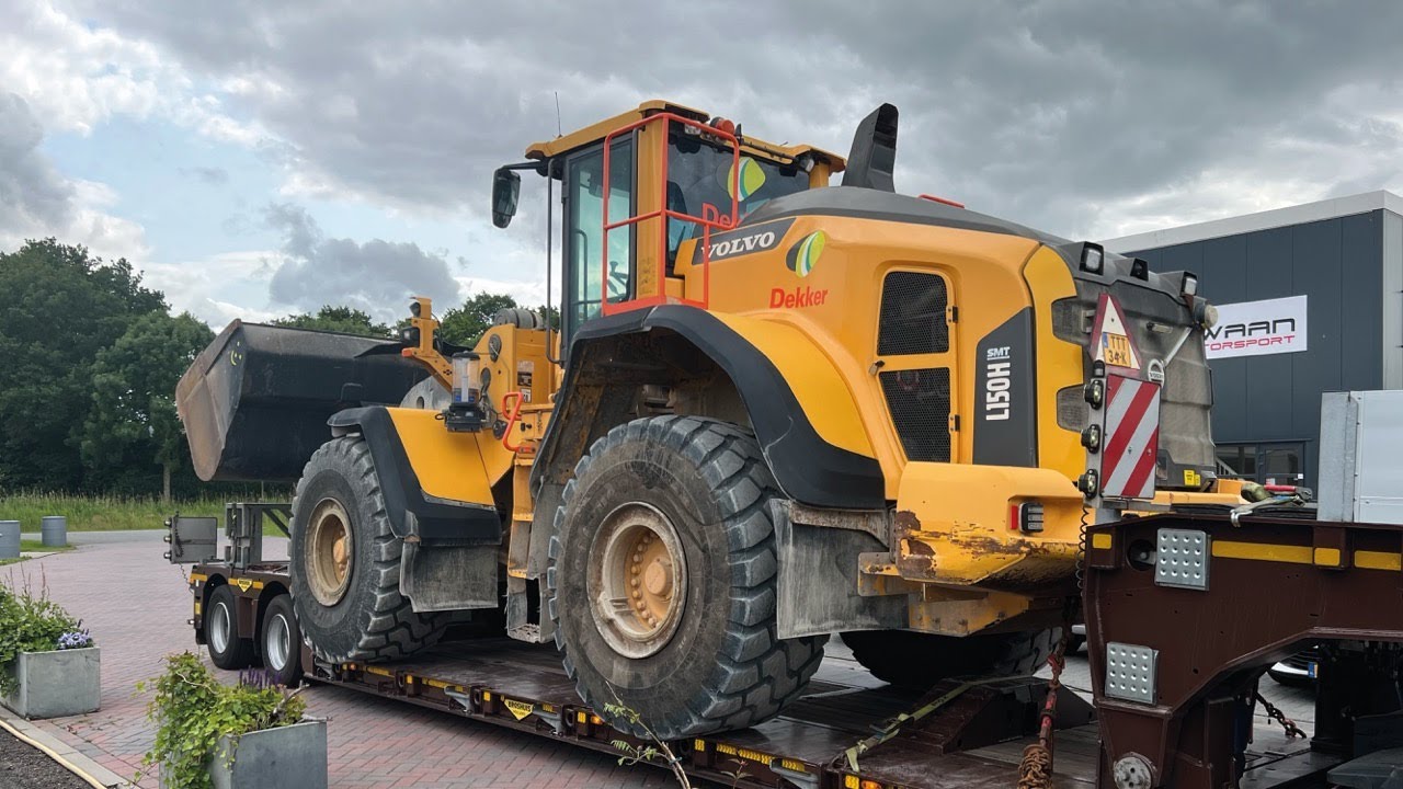HEAVY MACHINE = HEAVY PROTECTION | Volvo L150H Cleaning