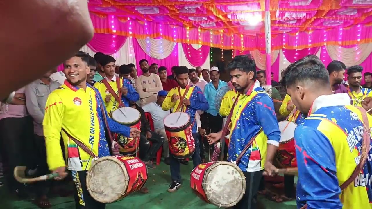 khalu baja kapde Shekar jadhaw