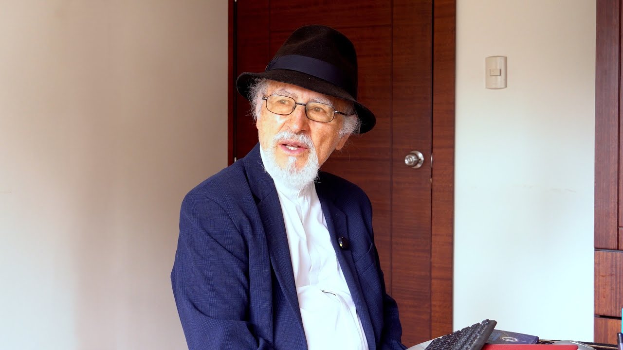 Escribir una novela durante 6 años para al final destruirla | Los inicios del escrito Carlos Carrión