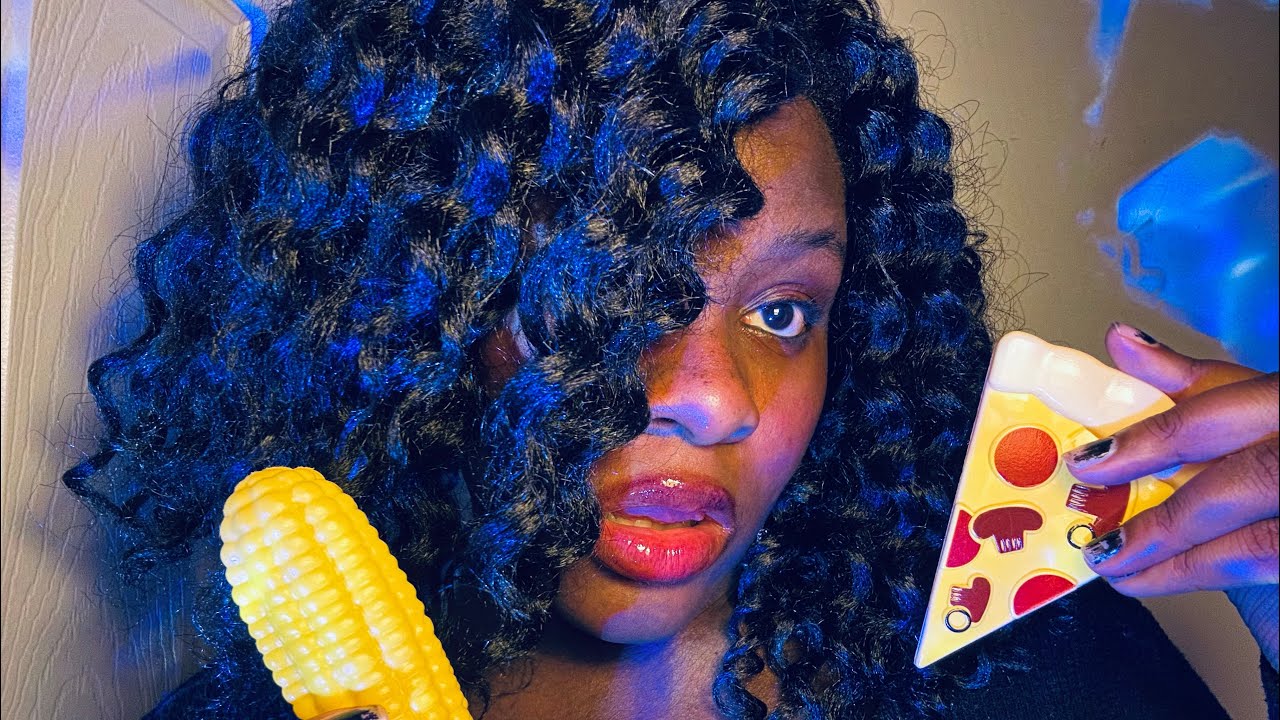 ASMR Fake chewing, Tapping , and Scratching on  Fake food 🍕🍞🌽🍋