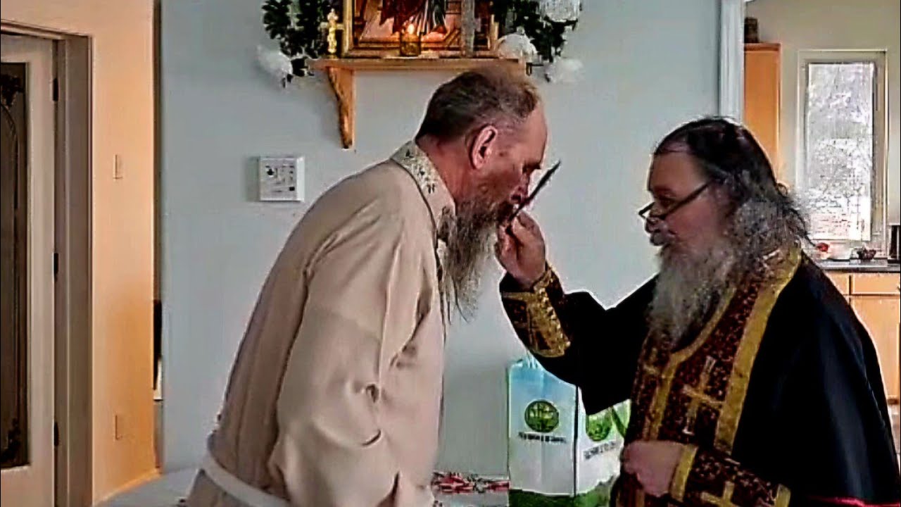 ОСВЯЩЕНИЕ БОГОЯВЛЕНСКОЙ ВОДОЙ СТАРООБРЯДЧЕСКОГО ДОМА НА АЛЯСКЕ.  СОВЕРШАЕТ АРХИЕПИСКОП СОФРОНИЙ