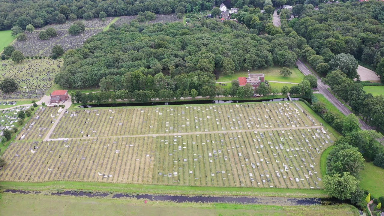 Joodse begraafplaats te Muiderberg