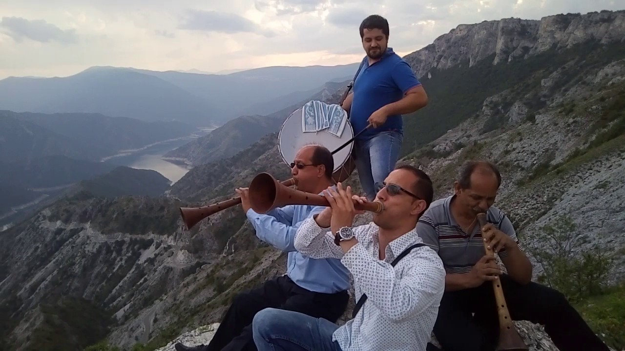 Zurli i Tapani Destanovski - Splet na makedonski pesni