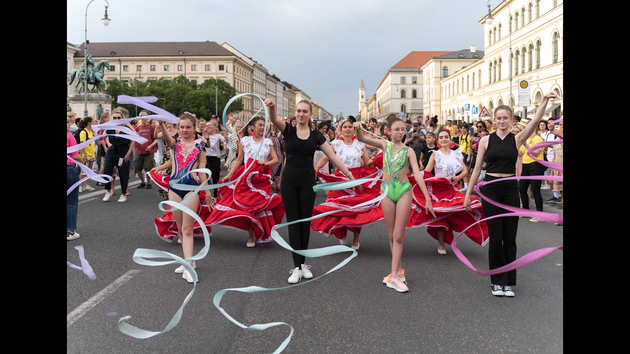Trailer zu Marinella Senatore's The School of Narrative Dance, Parade München 23. Juli 2023