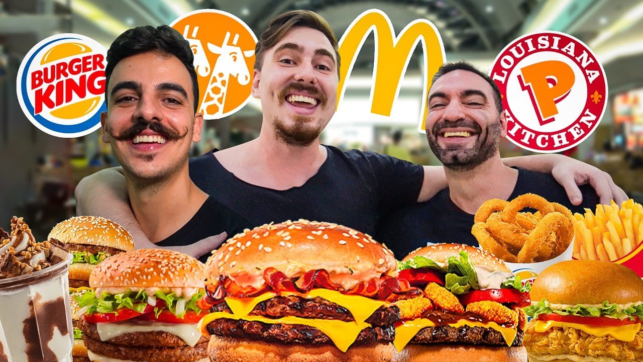 PEDI TUDO QUE A PESSOA DA FRENTE PEDIU NA PRAÇA DE ALIMENTAÇÃO INTEIRA l Casimiro e Corbucci Eats