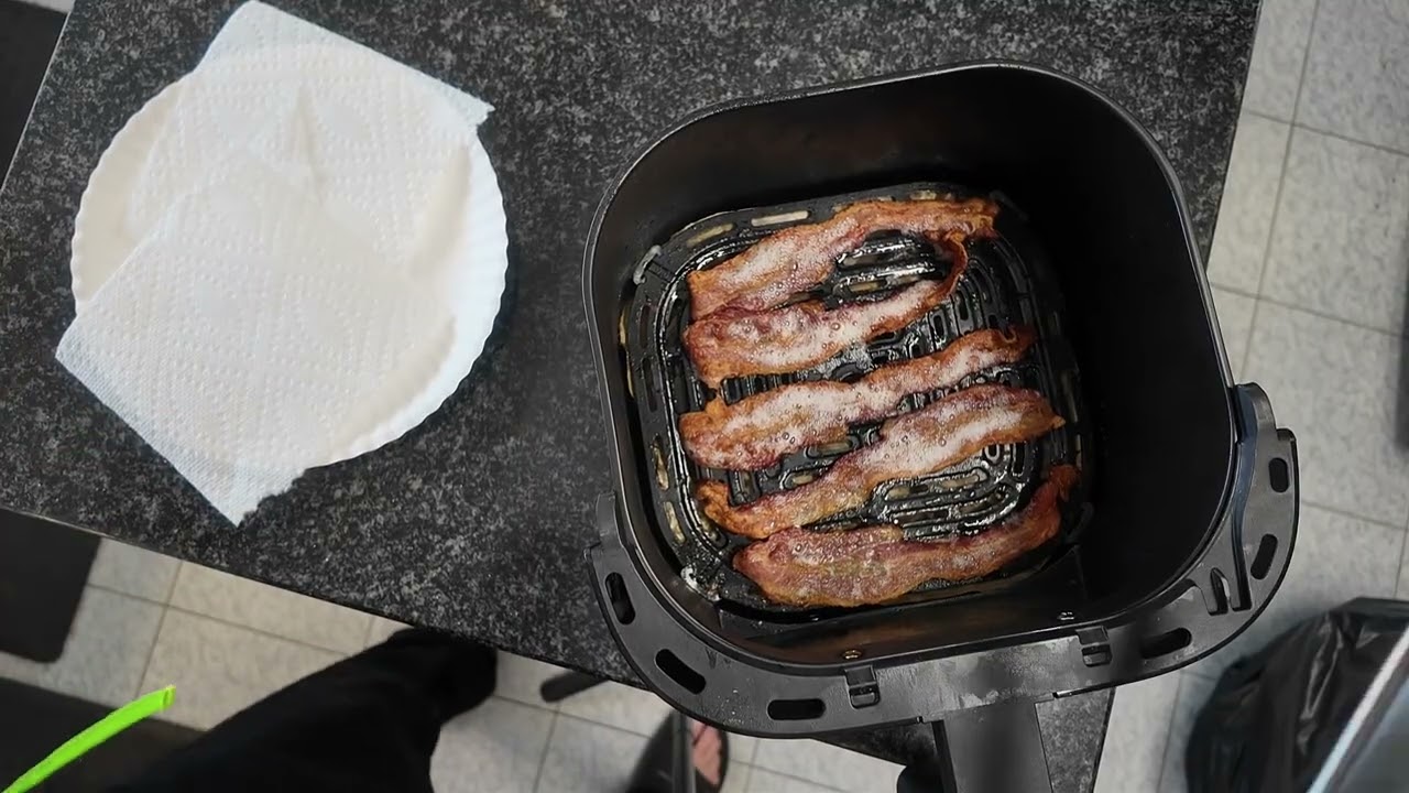 The Secret to Mess-Free Air Fryer Bacon! (Easy Cleanup)
