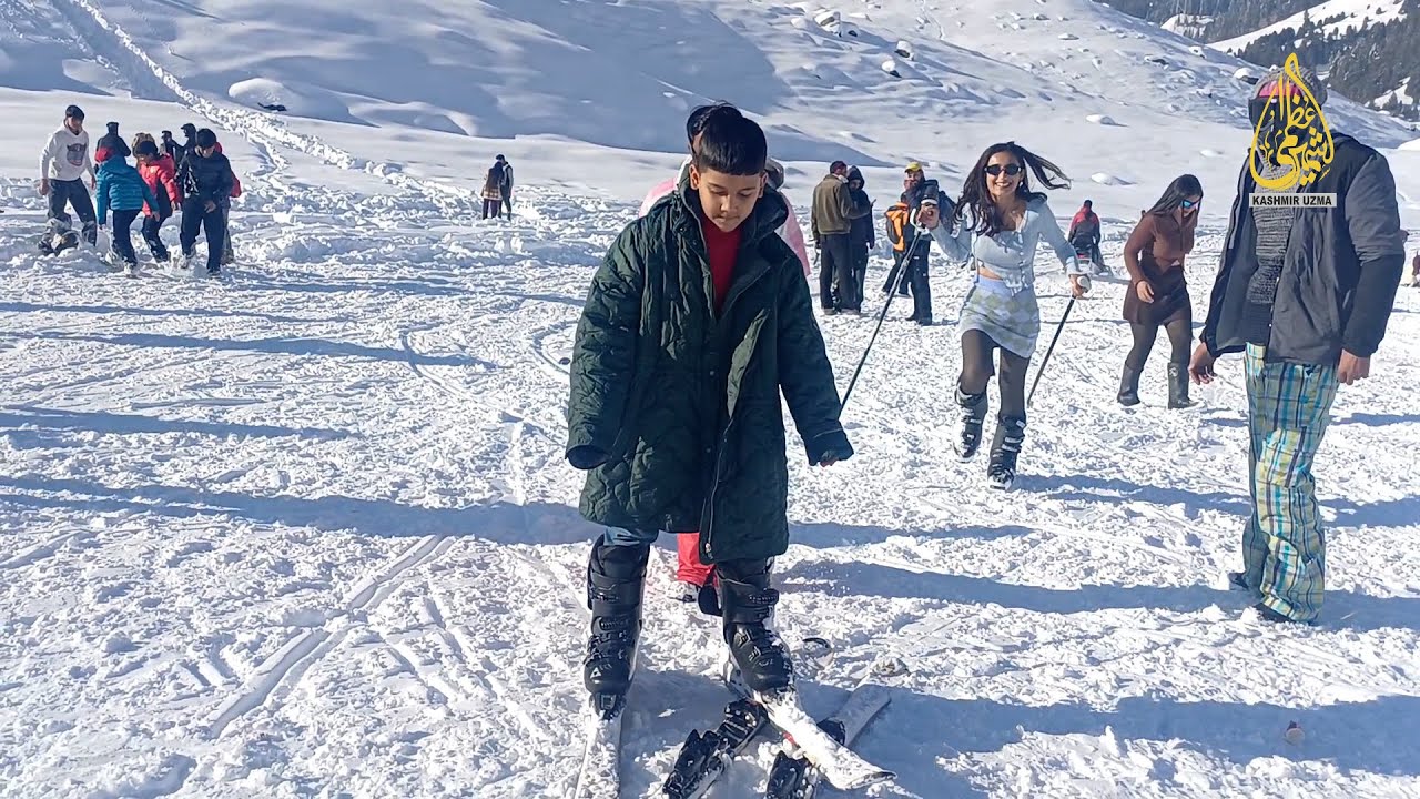 کشمیر ایسا نہیں ہے جیسا گودی میڈیا دِدکھا رہا ہے : سیاح
